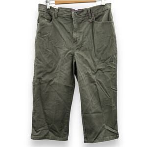 Gloria Vanderbilt Amanda‎ Capri Classic Fit Mid Calf Length Jeans Size 12 NEW
